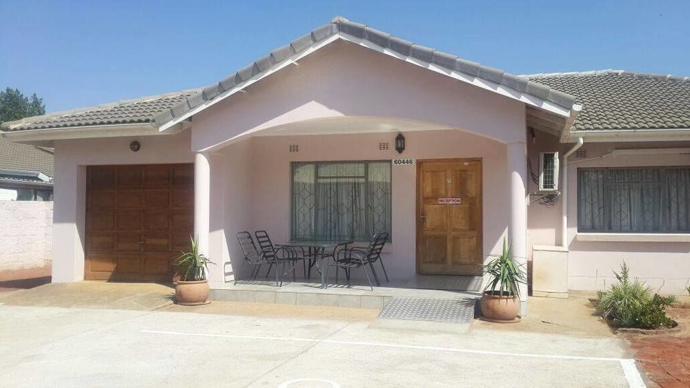 Strand Meadows B&B Gaborone Eksteriør bilde